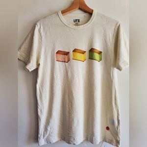 Uniqlo Omotenashi Wagashi graphic tee size Small.